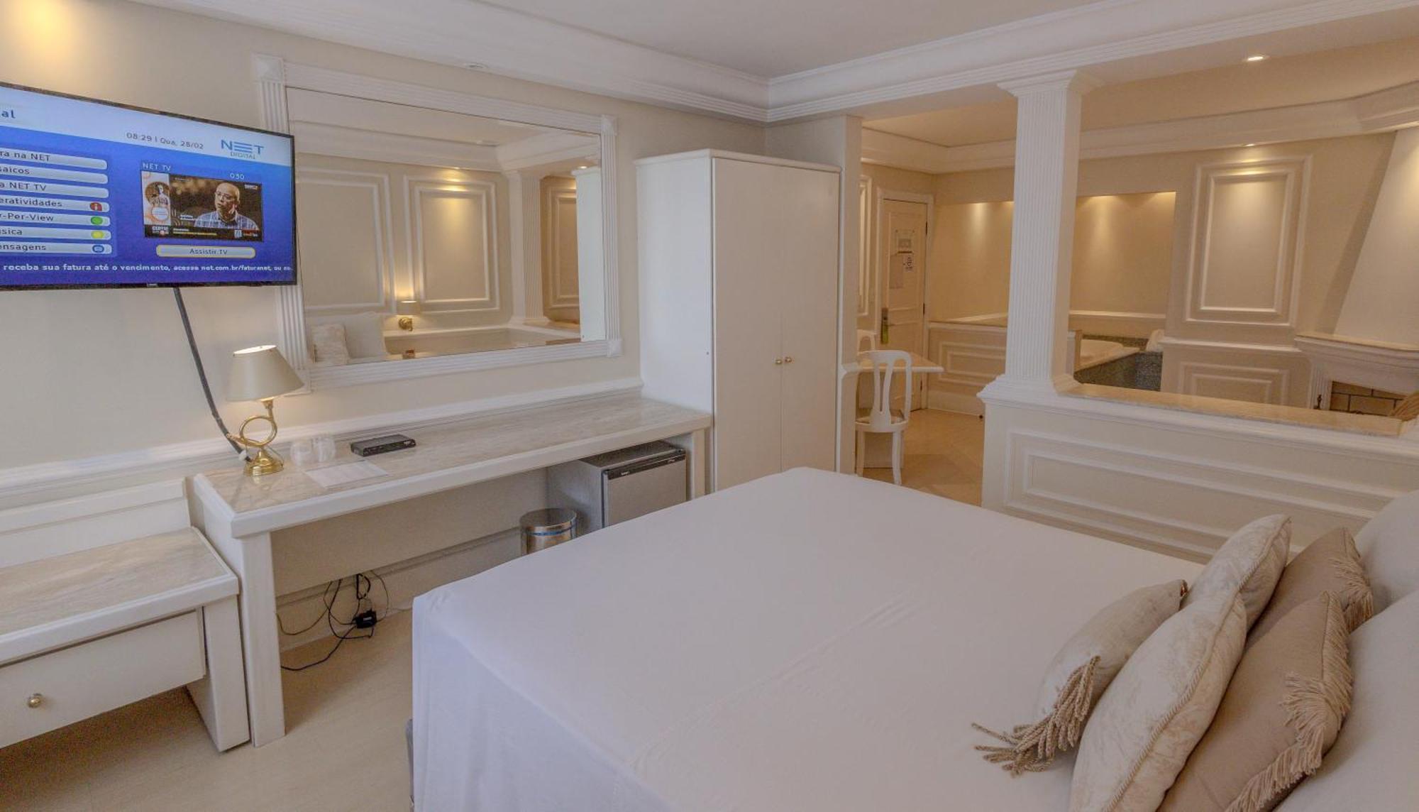 Lizon Curitiba Hotel ภายนอก รูปภาพ