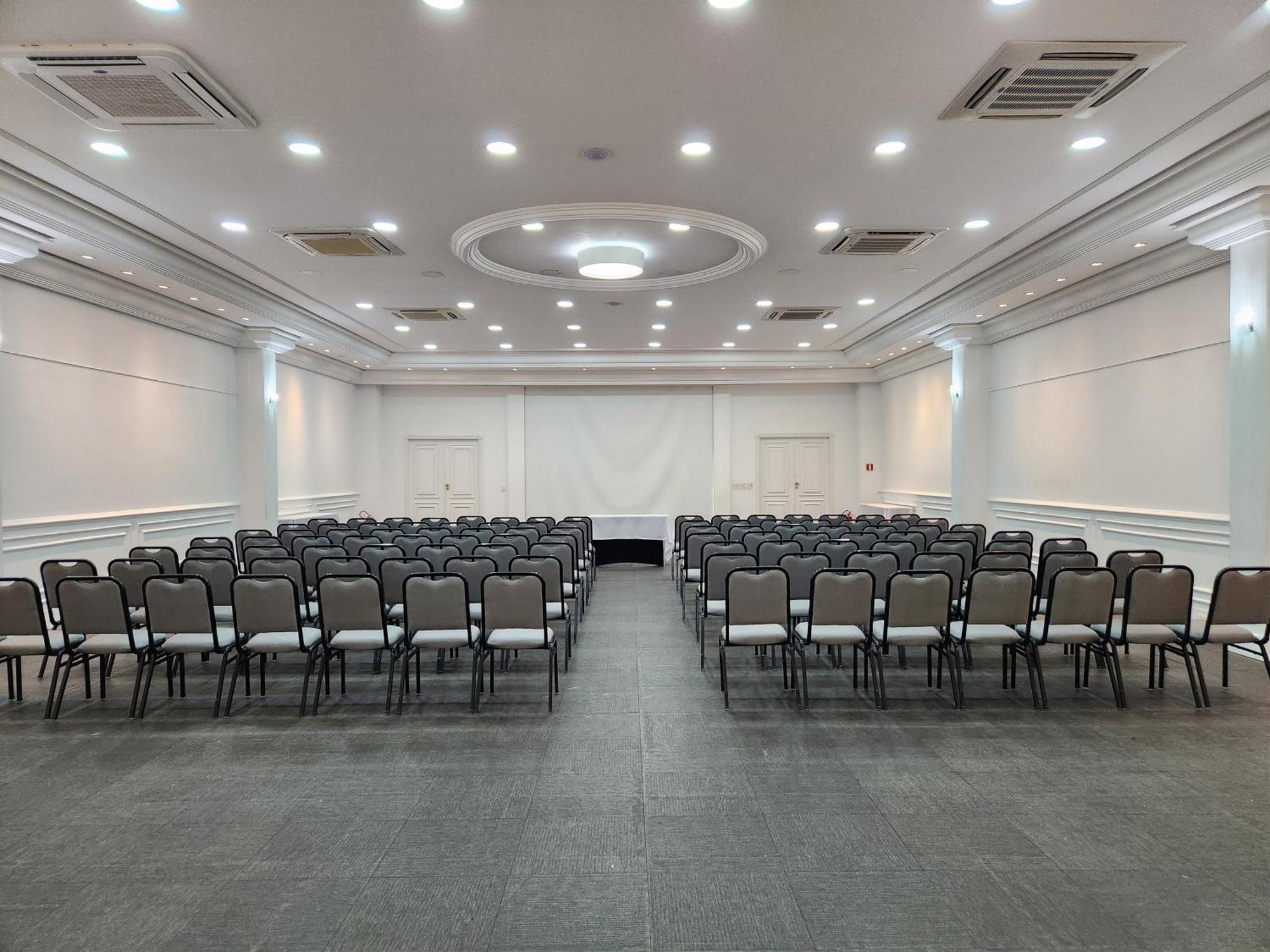 Lizon Curitiba Hotel ภายนอก รูปภาพ
